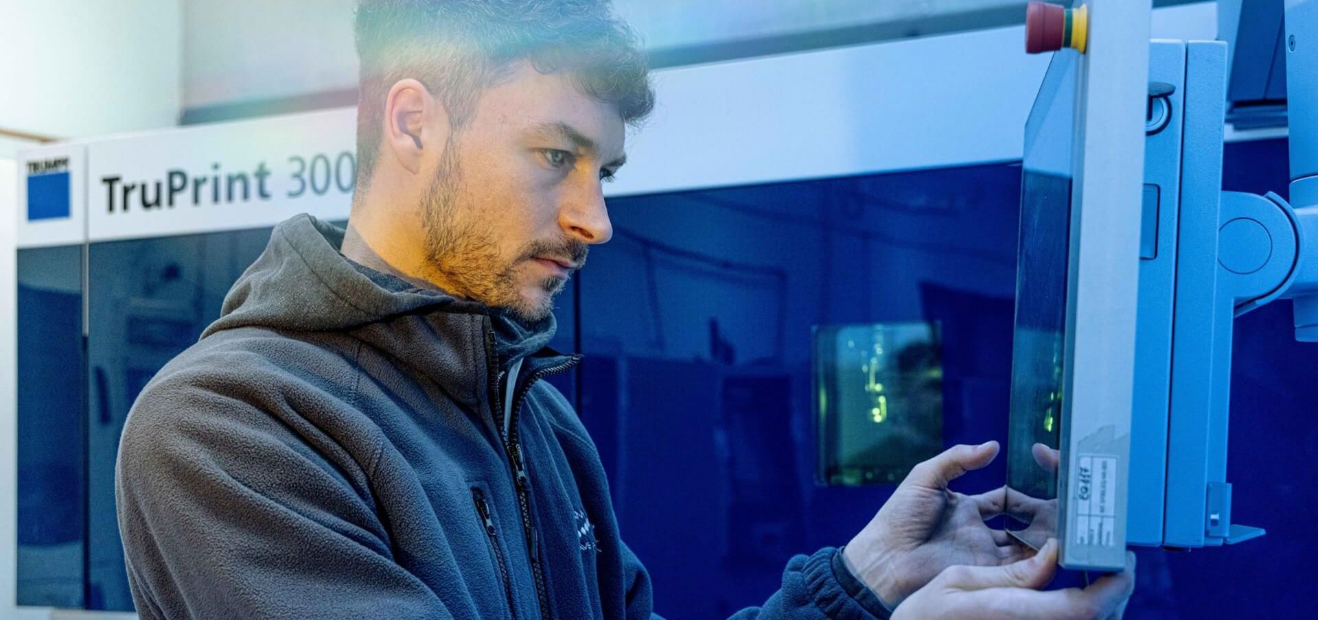 Die TruPrint 3000 war für Tsunami die beste Wahl, um die Herausforderungen bei der Herstellung der Titanimplantate zu meistern.