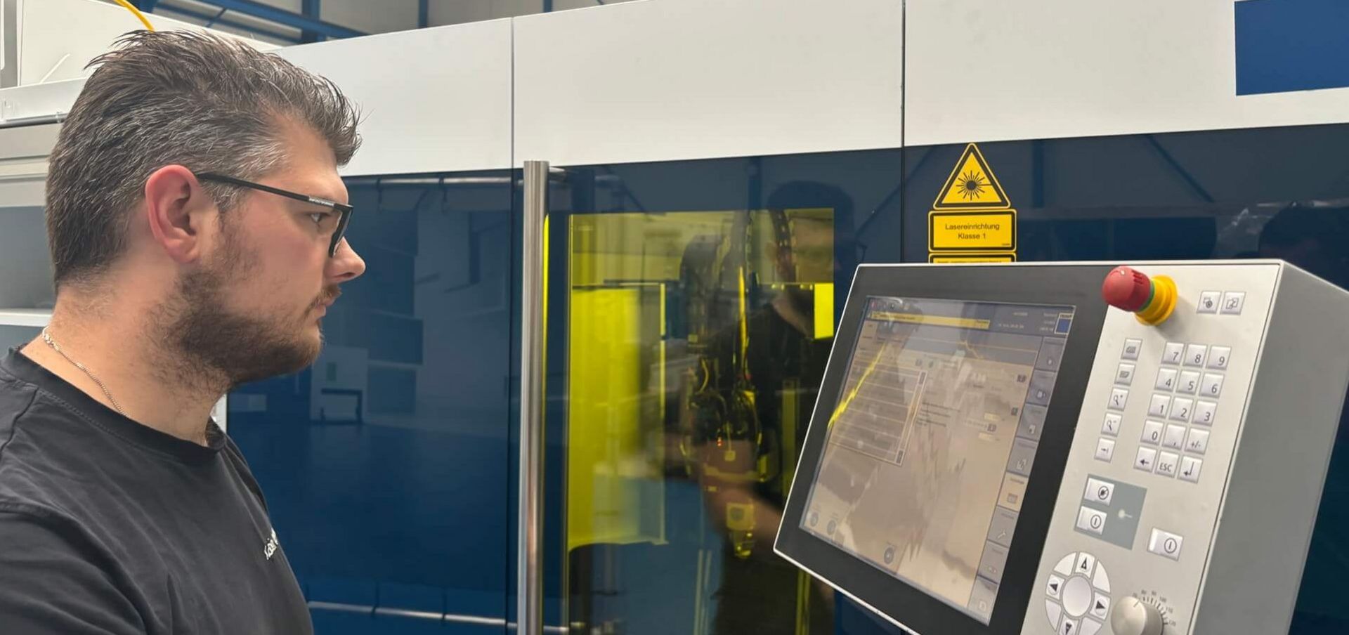 Robin Veneberg erweckt ausgediente TRUMPF Maschinen wieder zum Leben