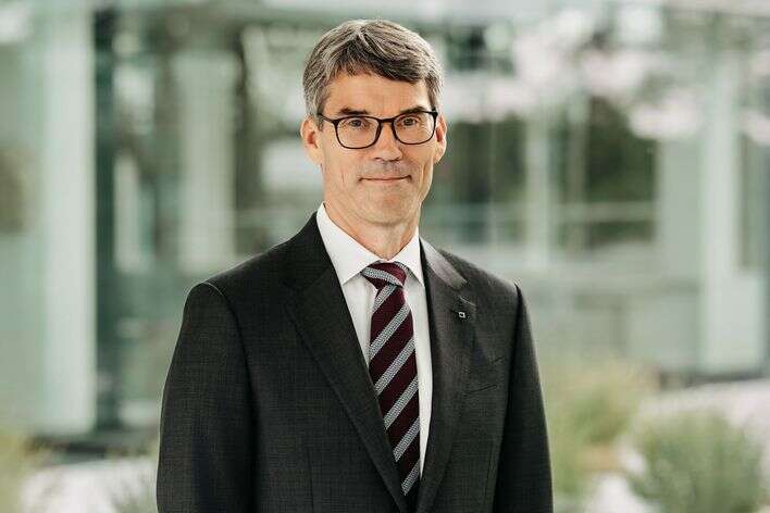 Portrait of Dr. rer. pol. Lars Grünert