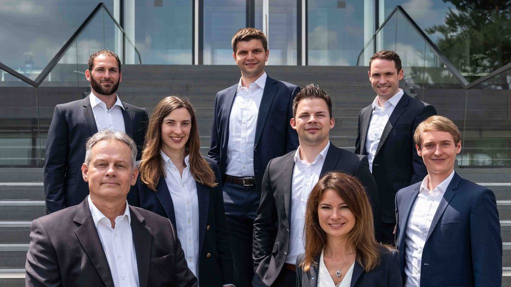 智能工厂咨询团队合影