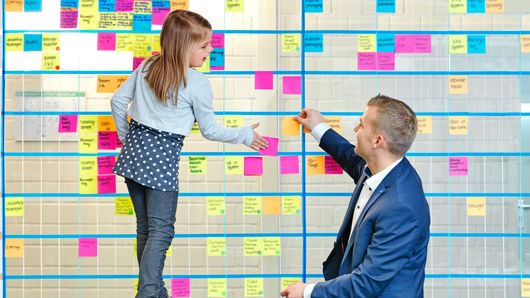 带着女儿的通快员工