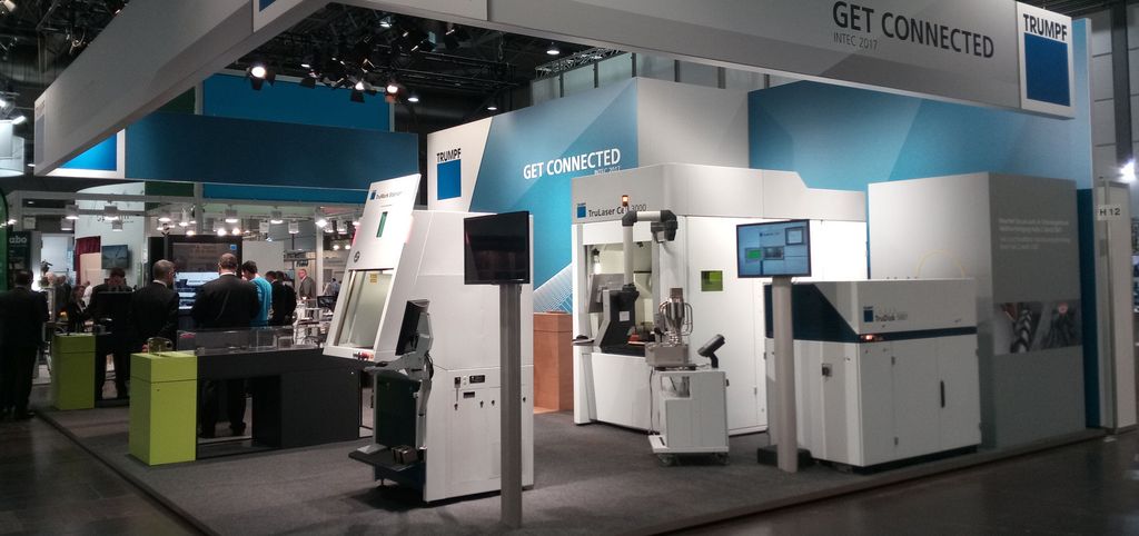 TRUMPF Messestand klein