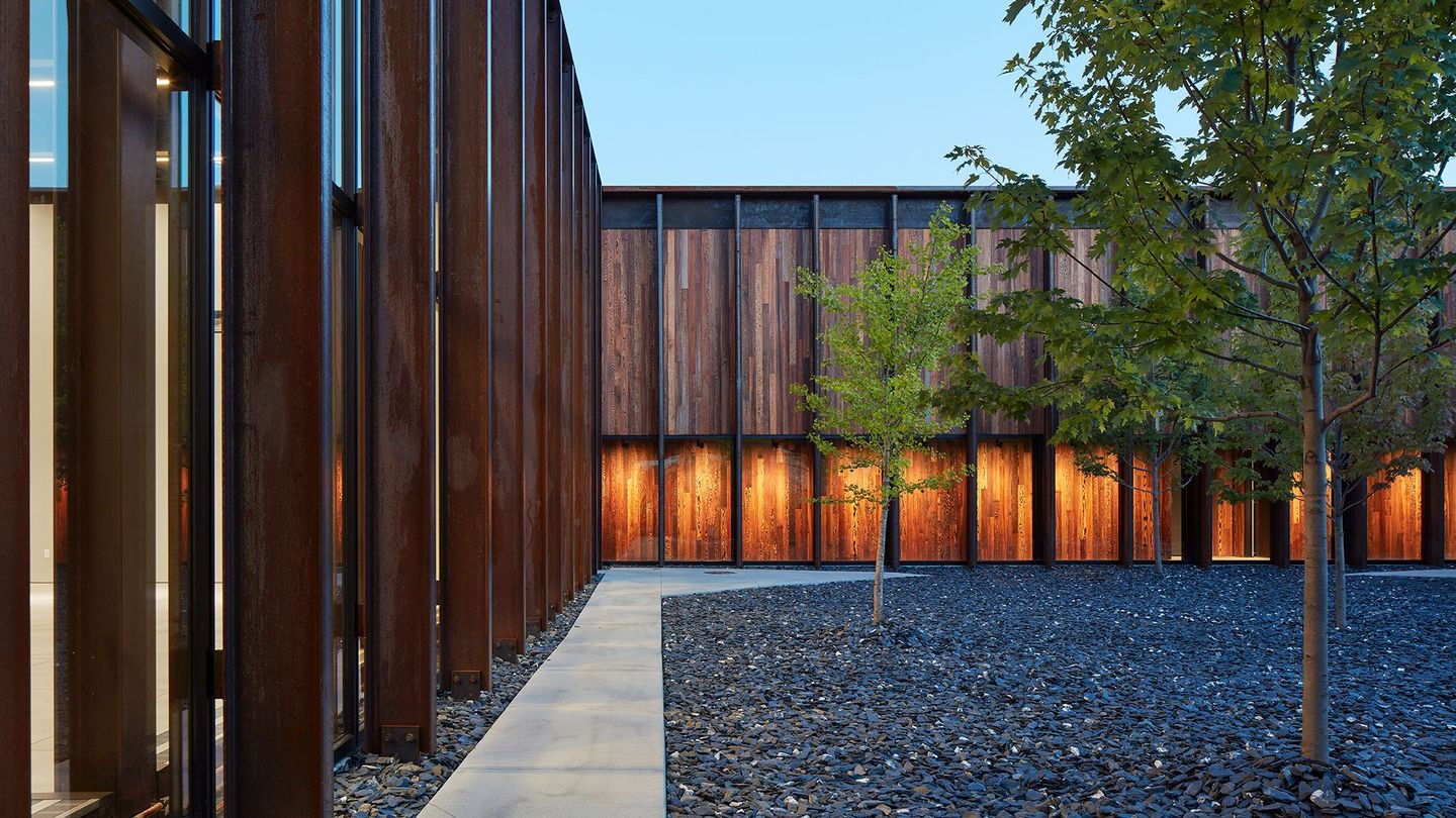 芝加哥智能工厂的外部区域