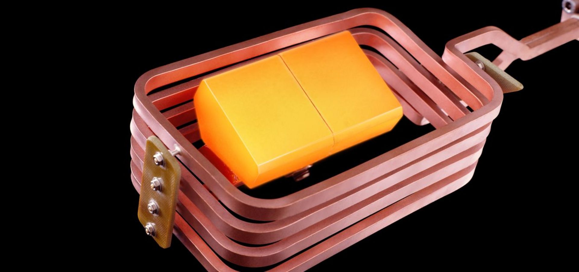 Soldering the cutters of a car crusher