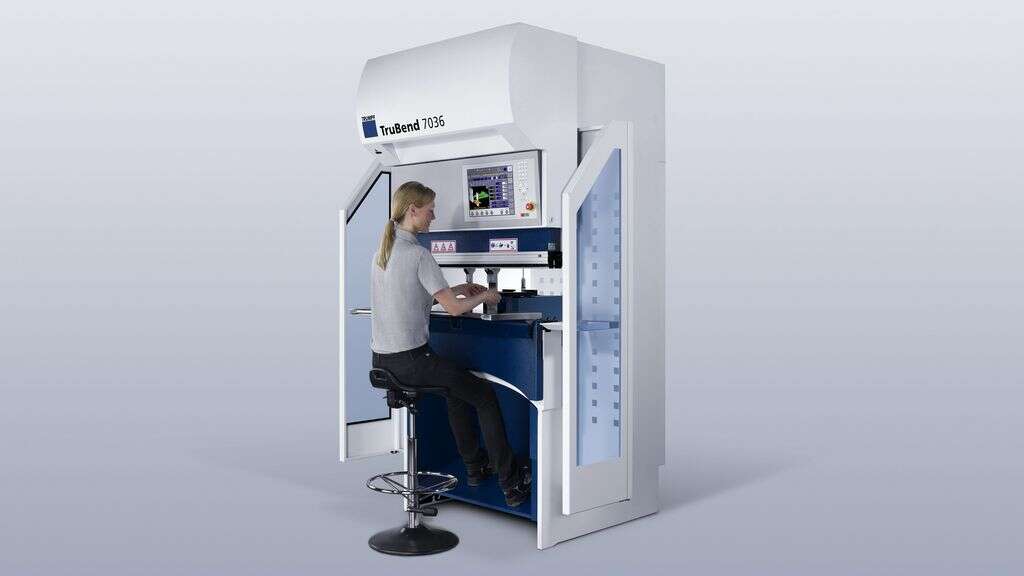 TruBend Serie 7000, Steh- und Sitzhilfe