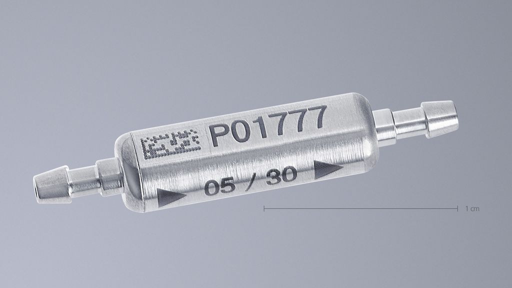 使用通快产品在医用阀门上黑色打标