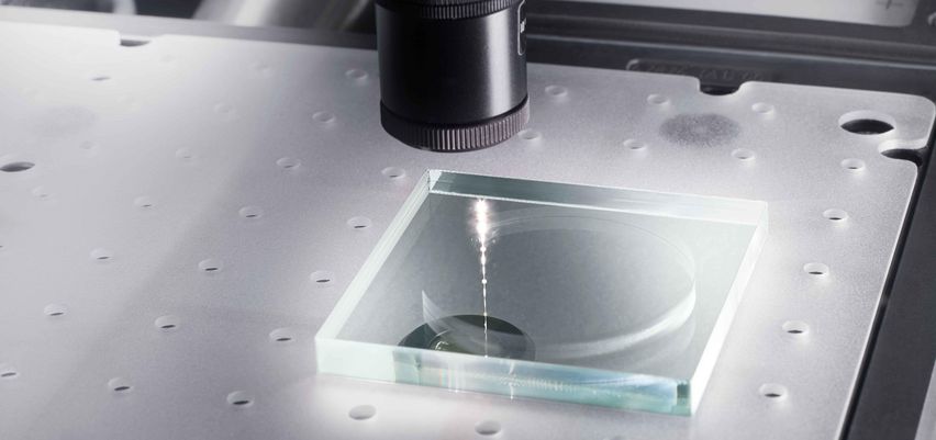 Reliable cutting of glass with TOP Cleave optics
