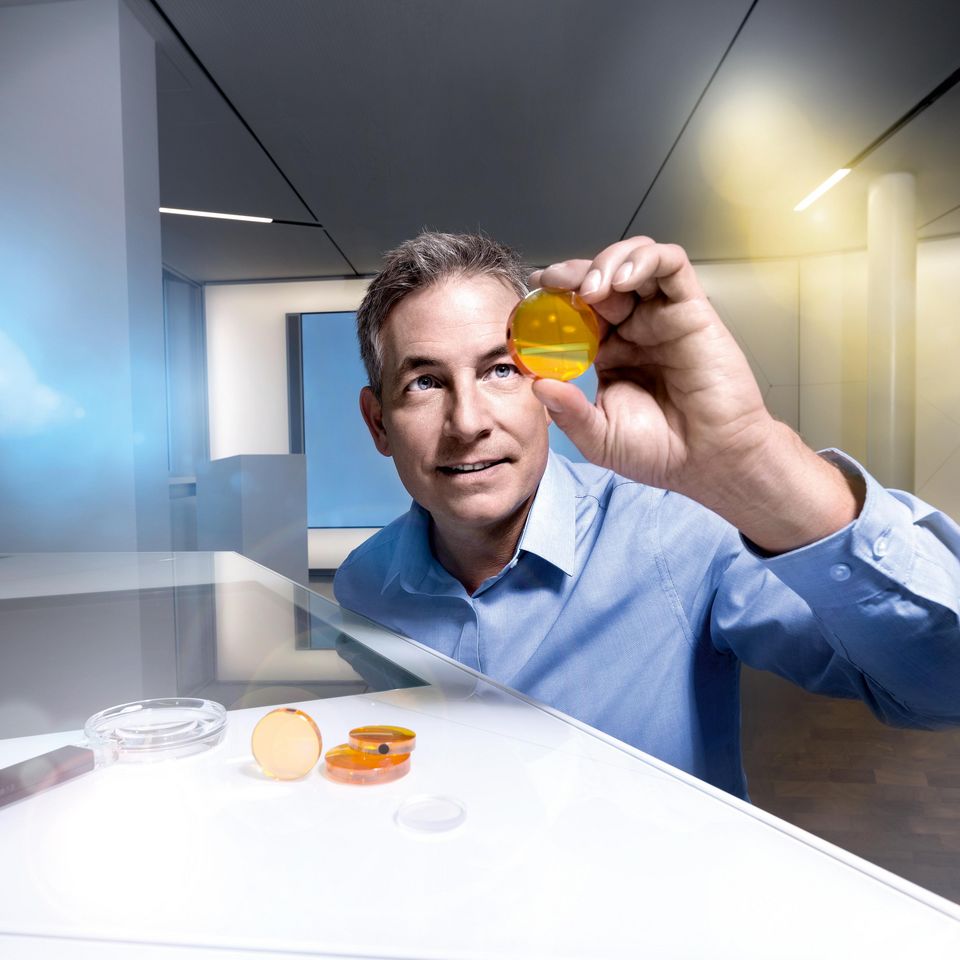 通快维修服务部原装备件的关键影像