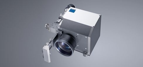 TruFiber 具备用于连接通快激光加工头（如 PFO 20）的接口。