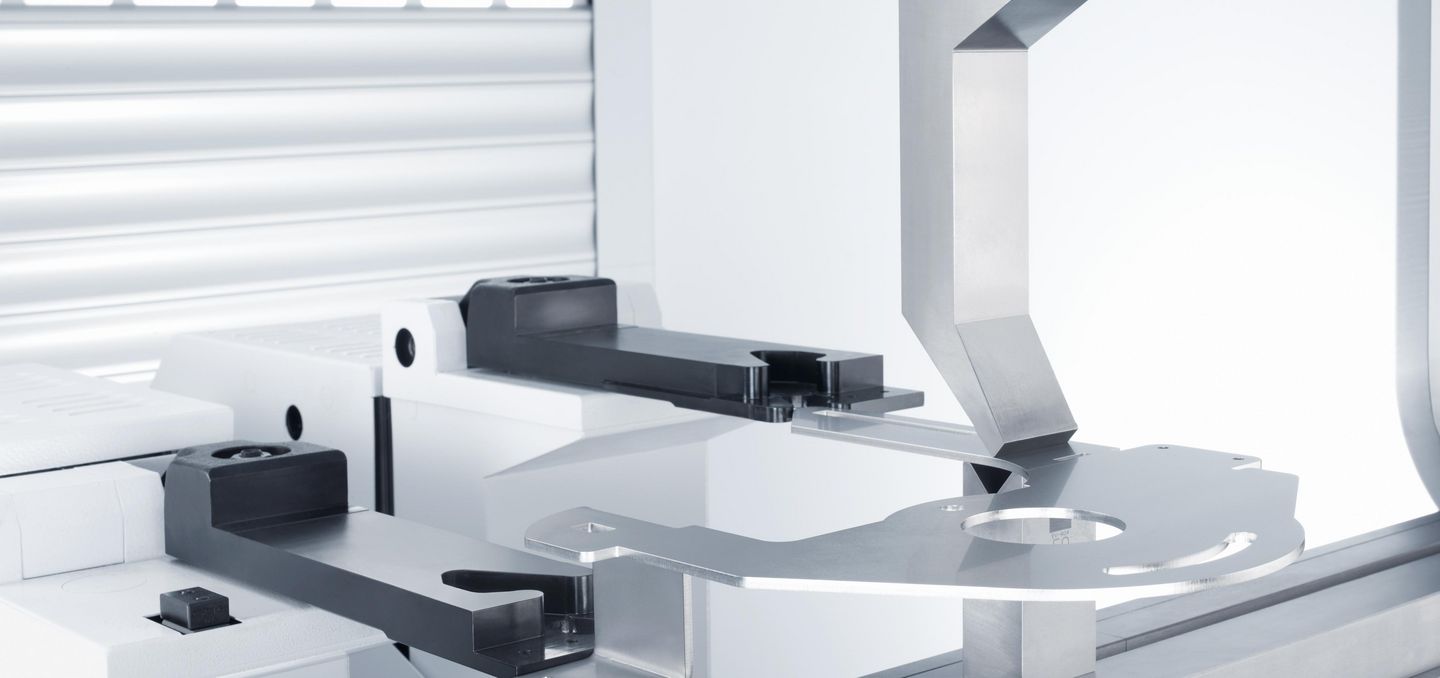 TruBend 5000 系列，6 轴后挡料