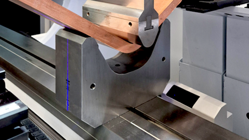 TruBend bending machines bend a workpiece, and a blue laser measures the bending angle.